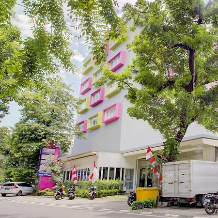 OYO 4005 Bunga Dahlia Guest House Jakarta Exterior foto
