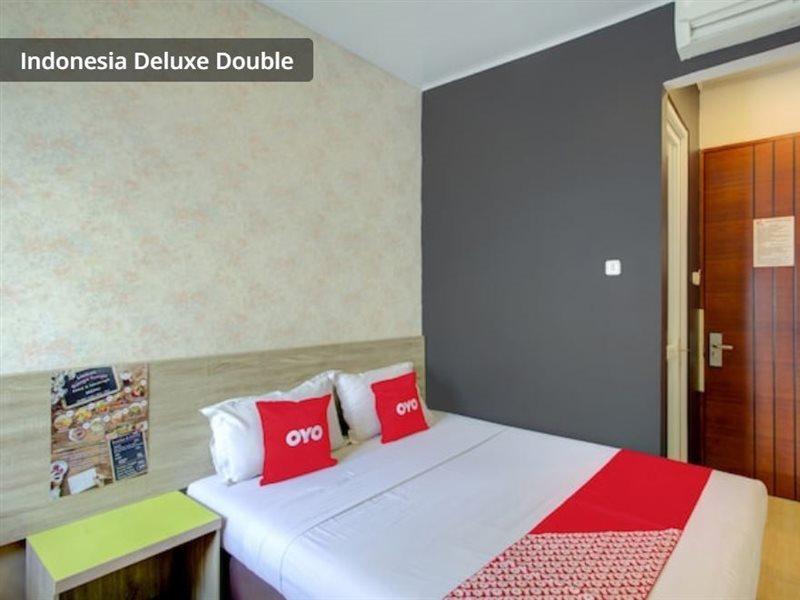 OYO 4005 Bunga Dahlia Guest House Jakarta Exterior foto
