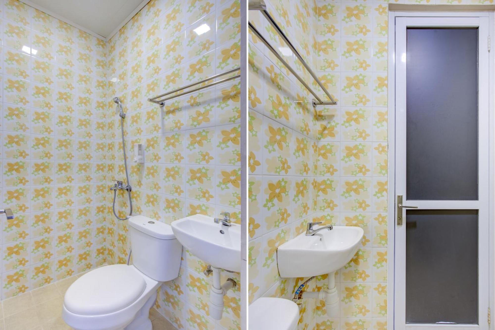 OYO 4005 Bunga Dahlia Guest House Jakarta Exterior foto